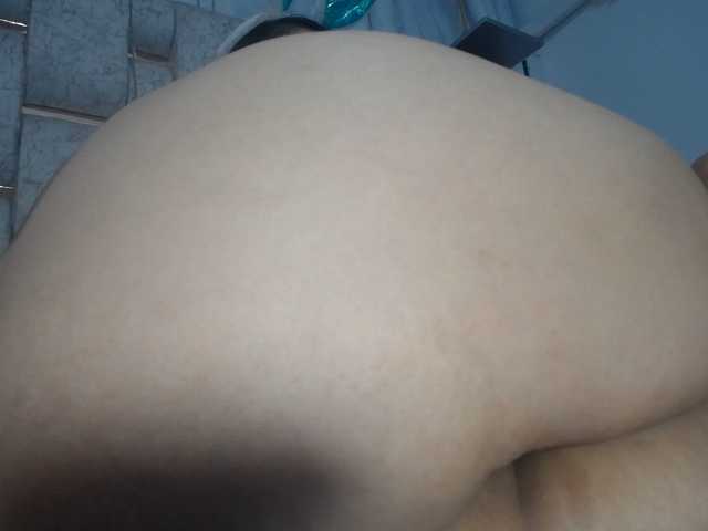 KEYRAMILLER's BongaCams show and profile