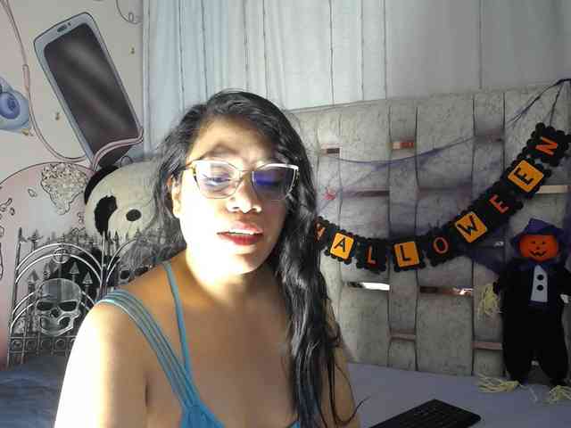 KEYRAMILLER webcam