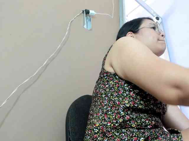 KEYRAMILLER webcam
