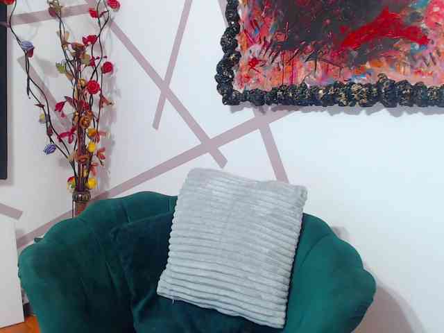 Allinda-Joy webcam