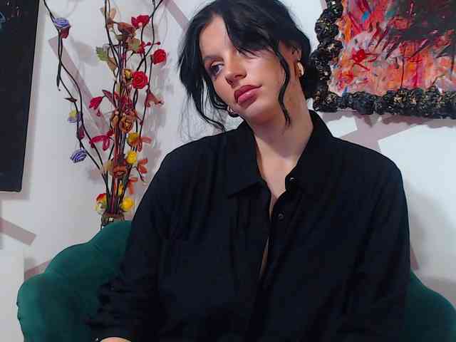 Allinda-Joy webcam