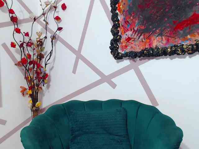 Allinda-Joy webcam