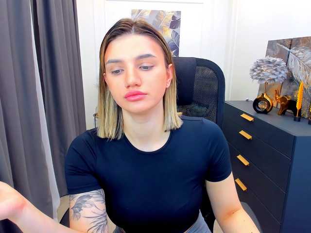 SelenaMoonlight's BongaCams show and profile