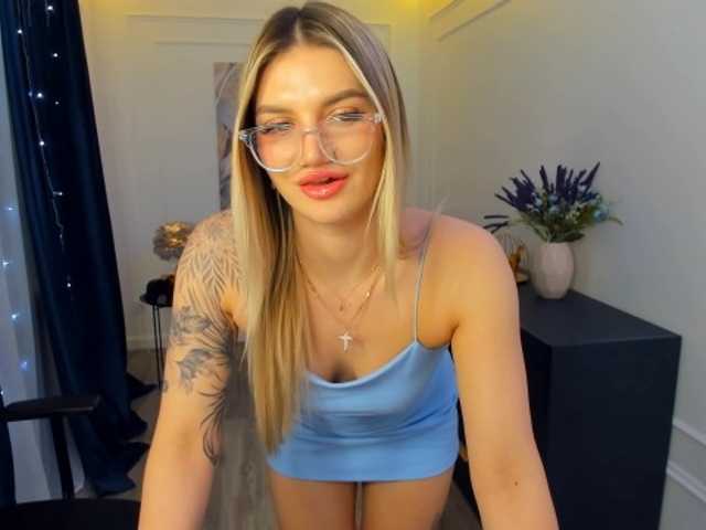 SelenaMoonlight's BongaCams show and profile