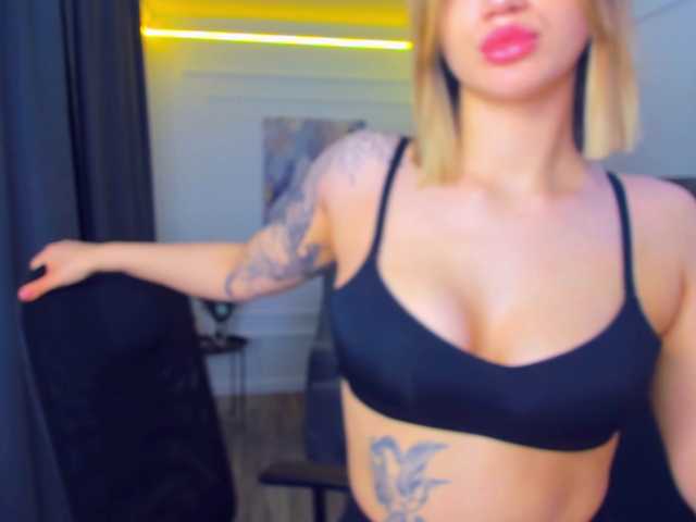 SelenaMoonlight's BongaCams show and profile