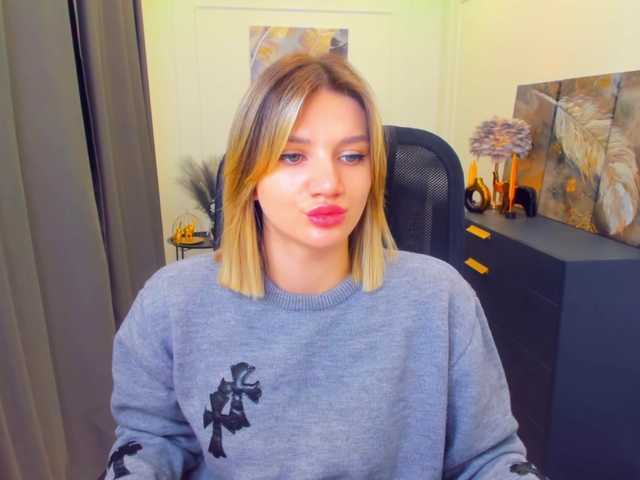 SelenaMoonlight's BongaCams show and profile