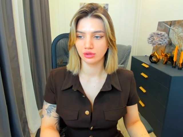 SelenaMoonlight's BongaCams show and profile