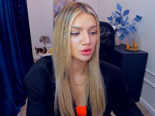 SelenaMoonlight webcam