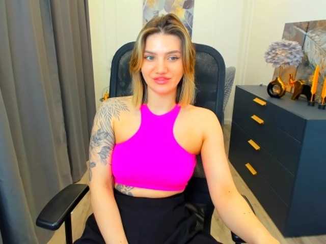 SelenaMoonlight's BongaCams show and profile