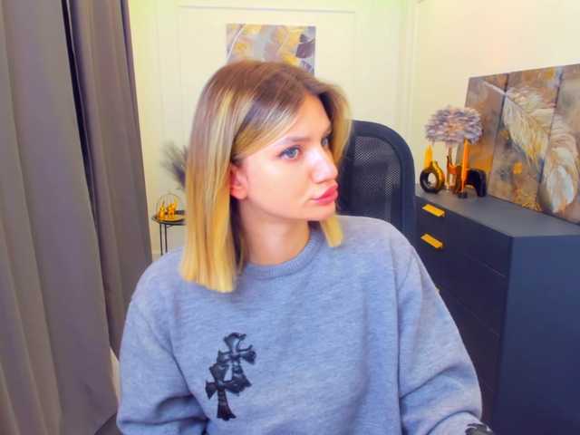 SelenaMoonlight's BongaCams show and profile