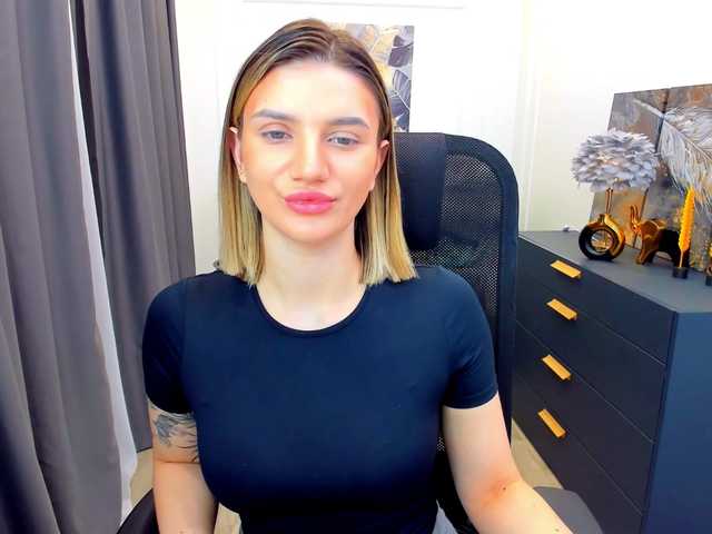 SelenaMoonlight's BongaCams show and profile