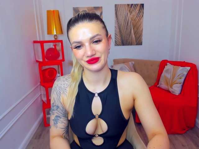 SelenaMoonlight's BongaCams show and profile