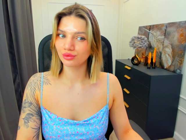 SelenaMoonlight's BongaCams show and profile