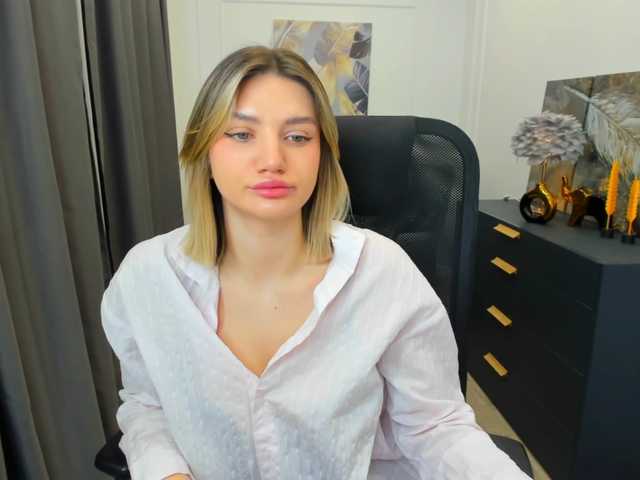 SelenaMoonlight's BongaCams show and profile