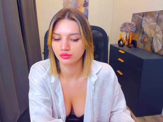 SelenaMoonlight's BongaCams show and profile