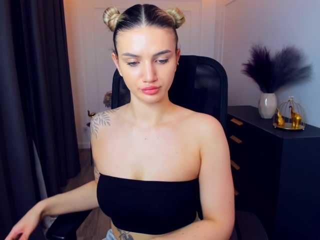 SelenaMoonlight's BongaCams show and profile