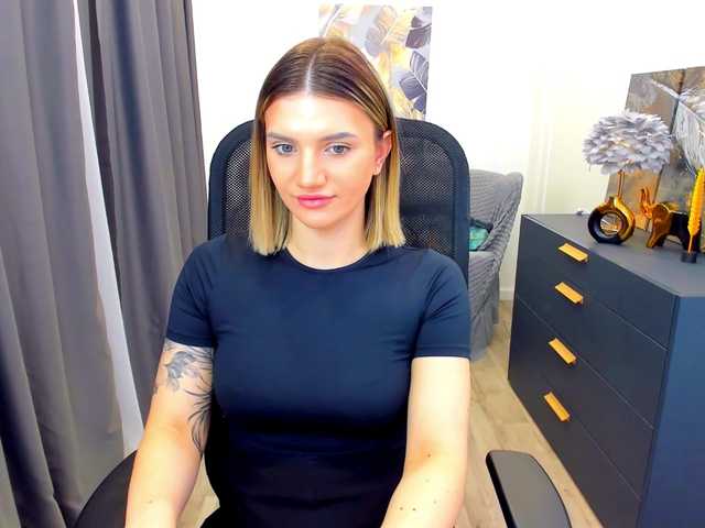 SelenaMoonlight's BongaCams show and profile