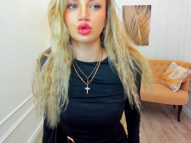 SelenaMoonlight's BongaCams show and profile