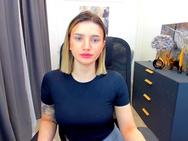 SelenaMoonlight's BongaCams show and profile