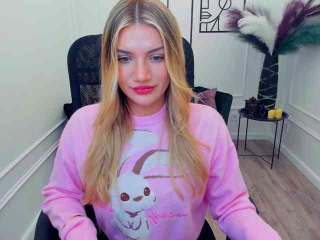 SelenaMoonlight webcam