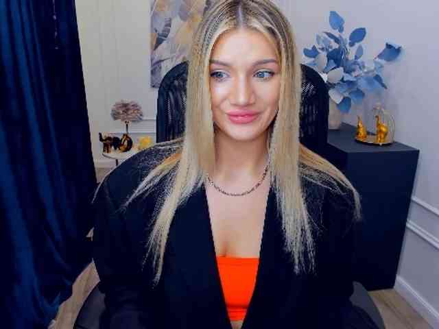 SelenaMoonlight webcam