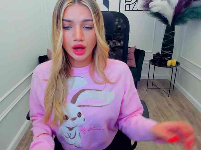 SelenaMoonlight webcam