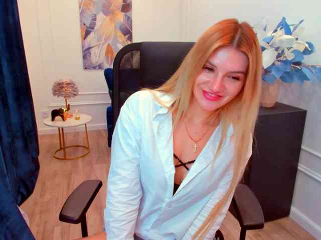 SelenaMoonlight webcam