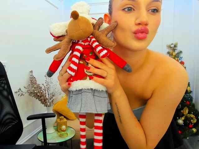 SelenaMoonlight webcam