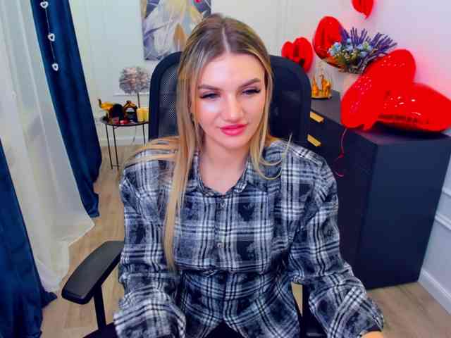 SelenaMoonlight webcam