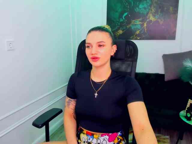 SelenaMoonlight webcam