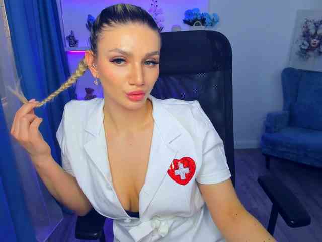 SelenaMoonlight webcam