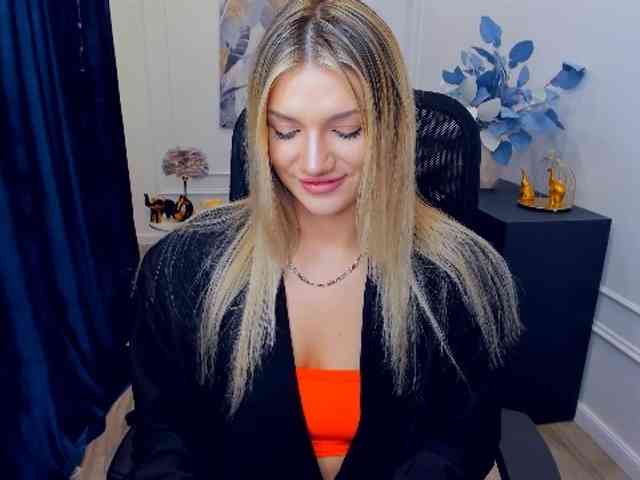 SelenaMoonlight webcam