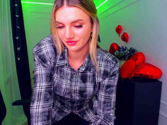 SelenaMoonlight webcam