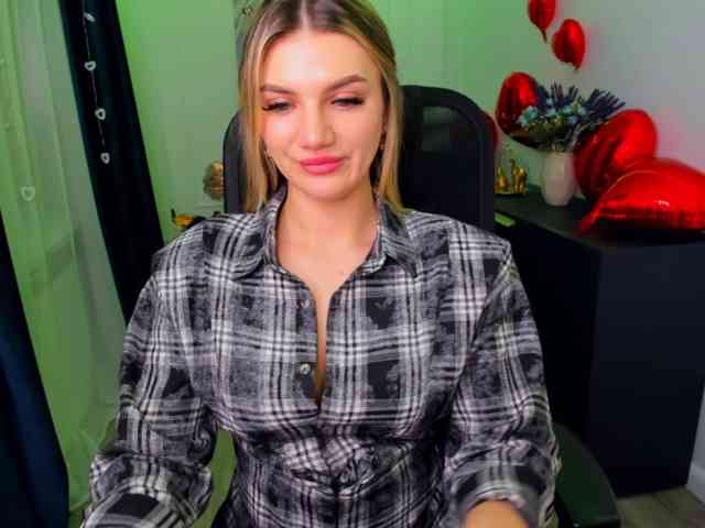 SelenaMoonlight webcam