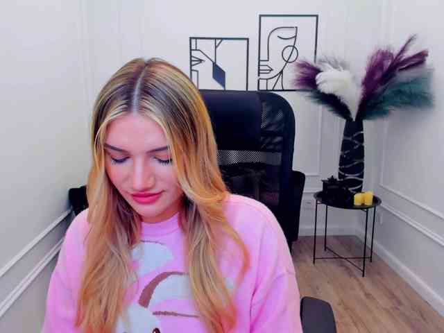 SelenaMoonlight webcam