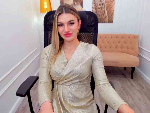 SelenaMoonlight webcam