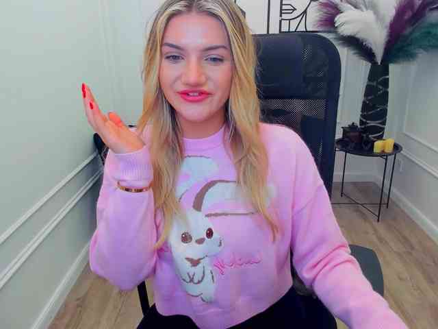 SelenaMoonlight webcam