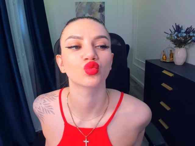 SelenaMoonlight webcam