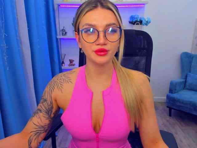 SelenaMoonlight webcam