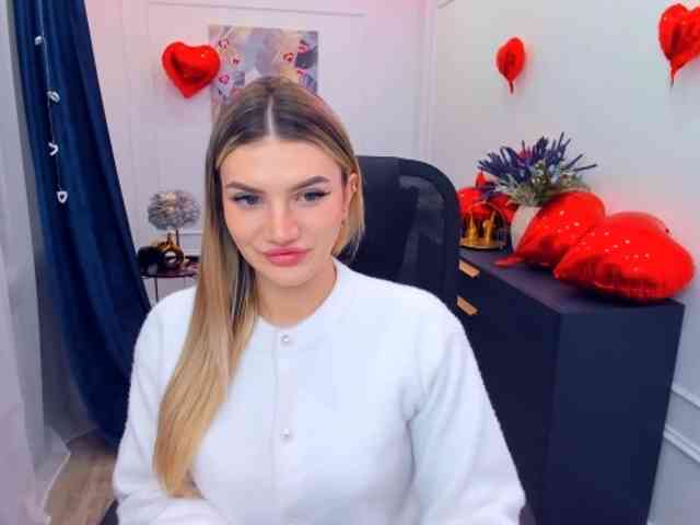 SelenaMoonlight webcam