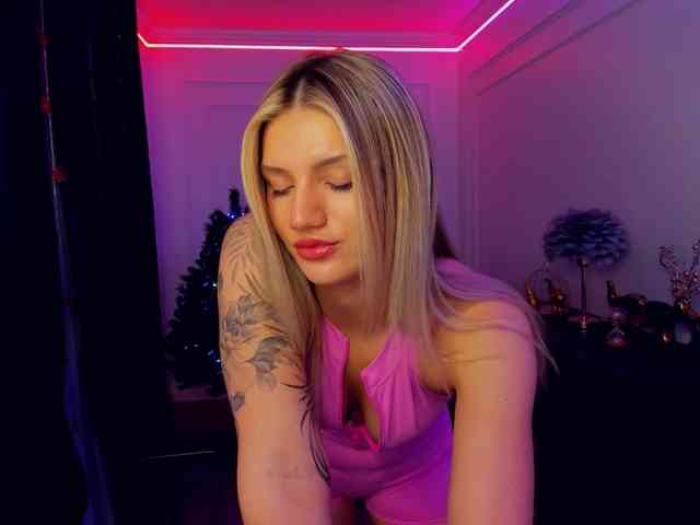 SelenaMoonlight webcam