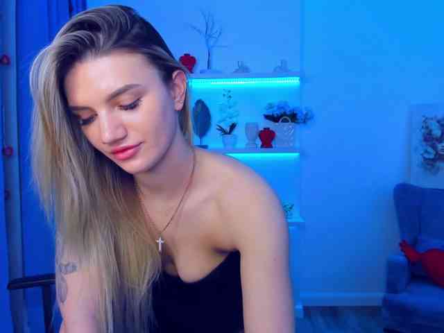 SelenaMoonlight webcam