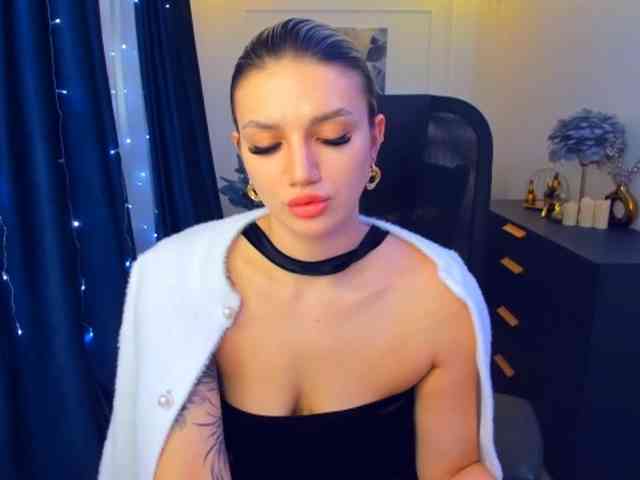 SelenaMoonlight webcam