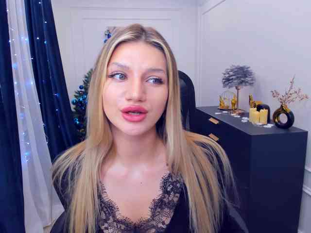 SelenaMoonlight webcam