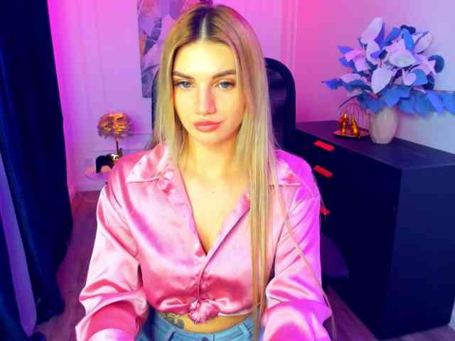 SelenaMoonlight webcam