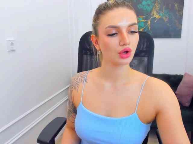 SelenaMoonlight webcam