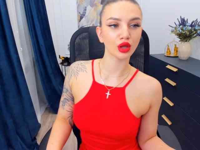 SelenaMoonlight webcam