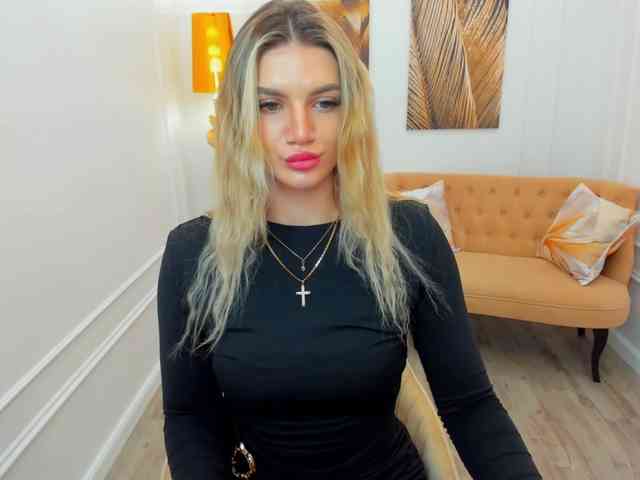 SelenaMoonlight webcam