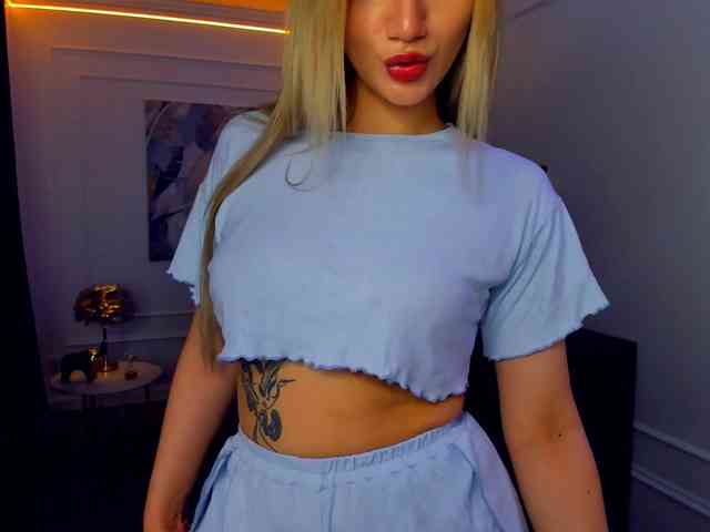 SelenaMoonlight webcam