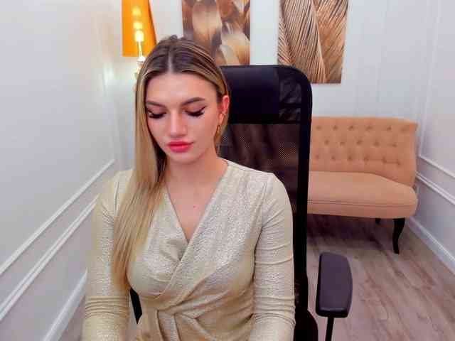 SelenaMoonlight webcam